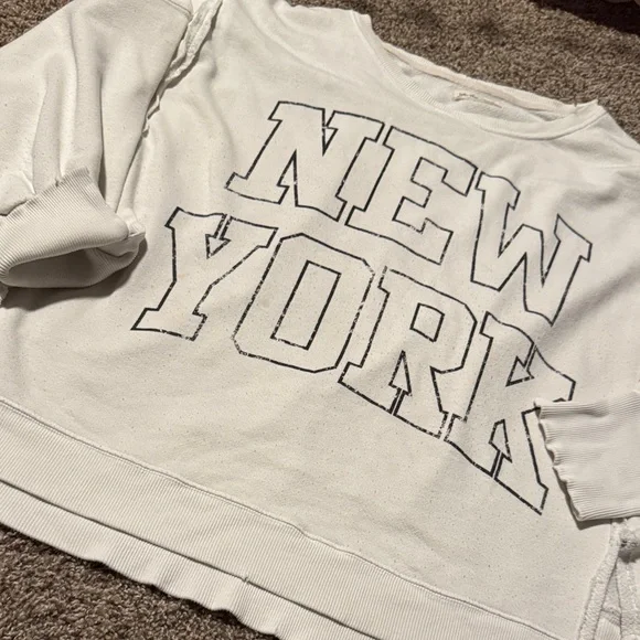 Free People / We The Free creamy white & black New York Camden sweatshirt (L) - Picture 1 of 9